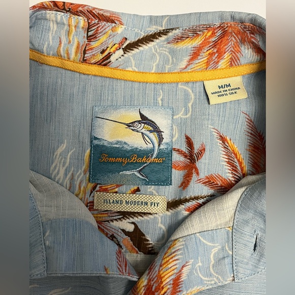 Tommy Bahama Men’s Short Sleeve Shirt 100% Silk Island Modern Fit Size Medium - Picture 3 of 8